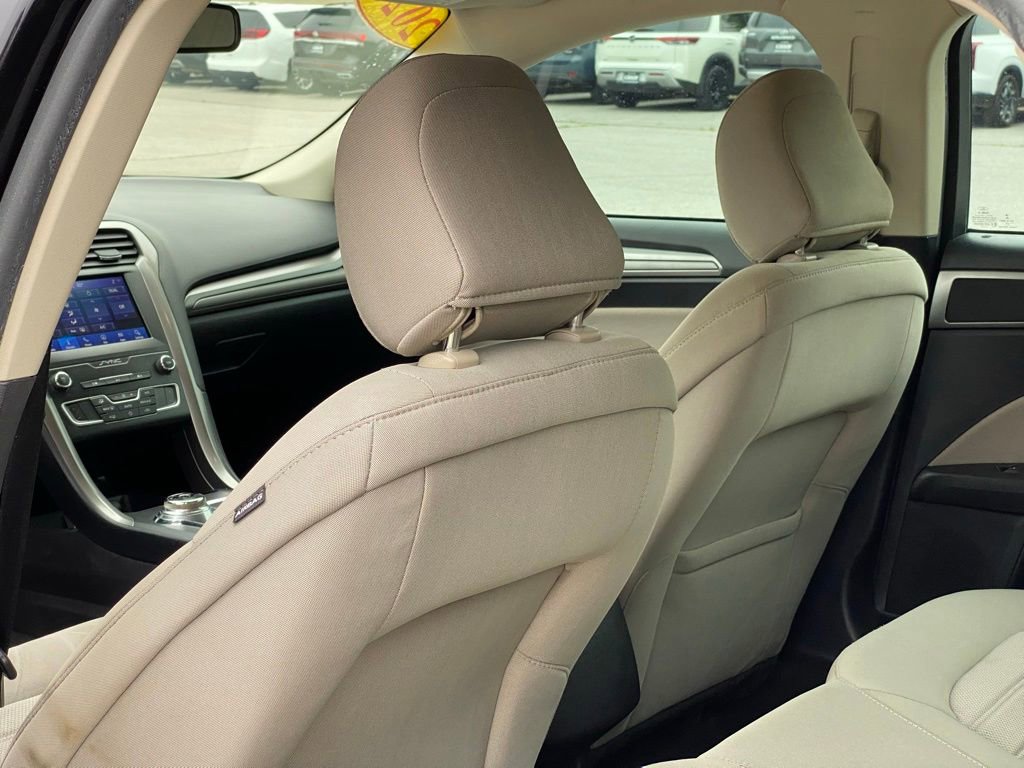 Used 2020 Ford Fusion S FWD image 28