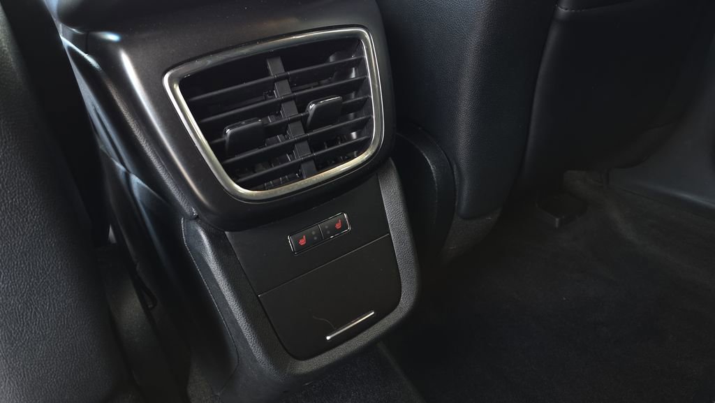 Used 2020 Lincoln Nautilus Reserve w/ Equipment Group 201A image 17