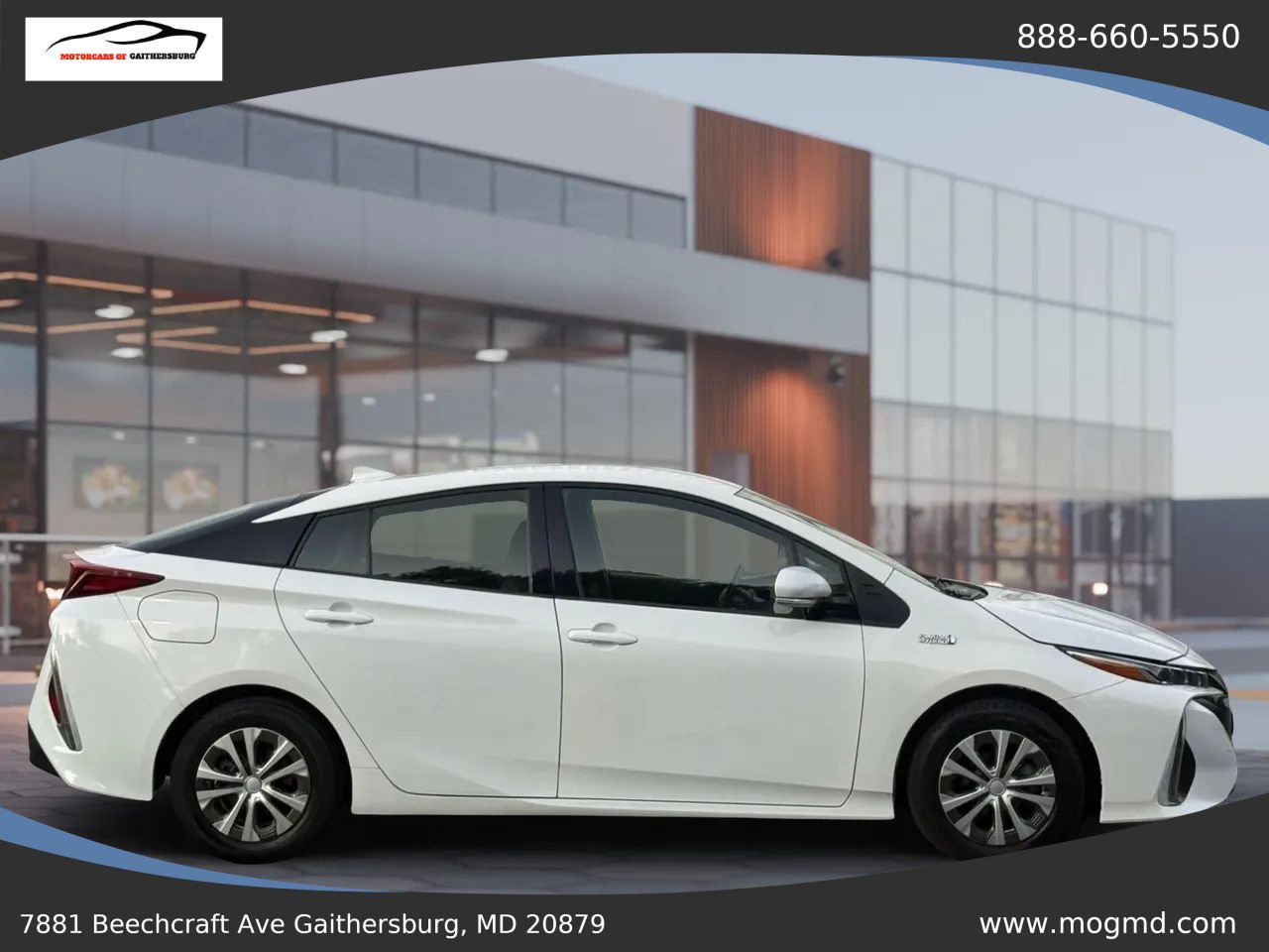 Used 2018 Toyota Prius Prime Plus w/ Carpet Mat Package FWD image 15