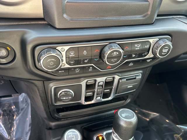 Used 2023 Jeep Wrangler Unlimited Sport AWD/4WD image 6