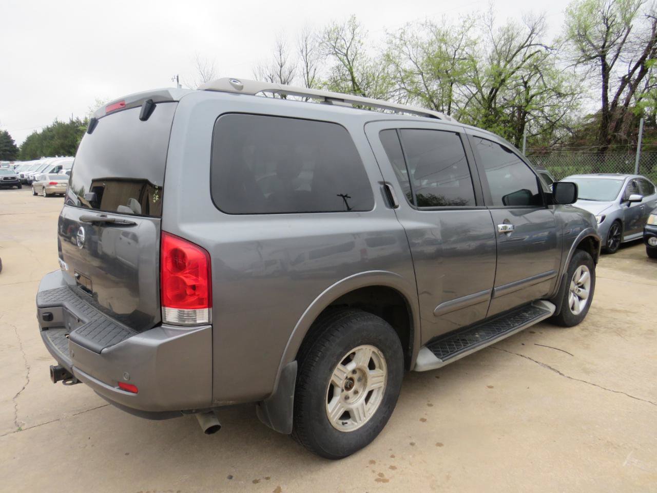 Used 2013 Nissan Armada SV AWD/4WD image 6