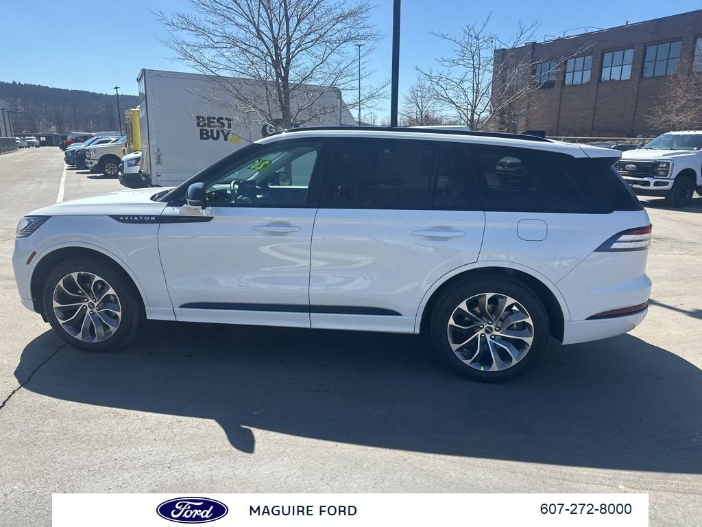 New 2026 Lincoln Aviator AWD image 7