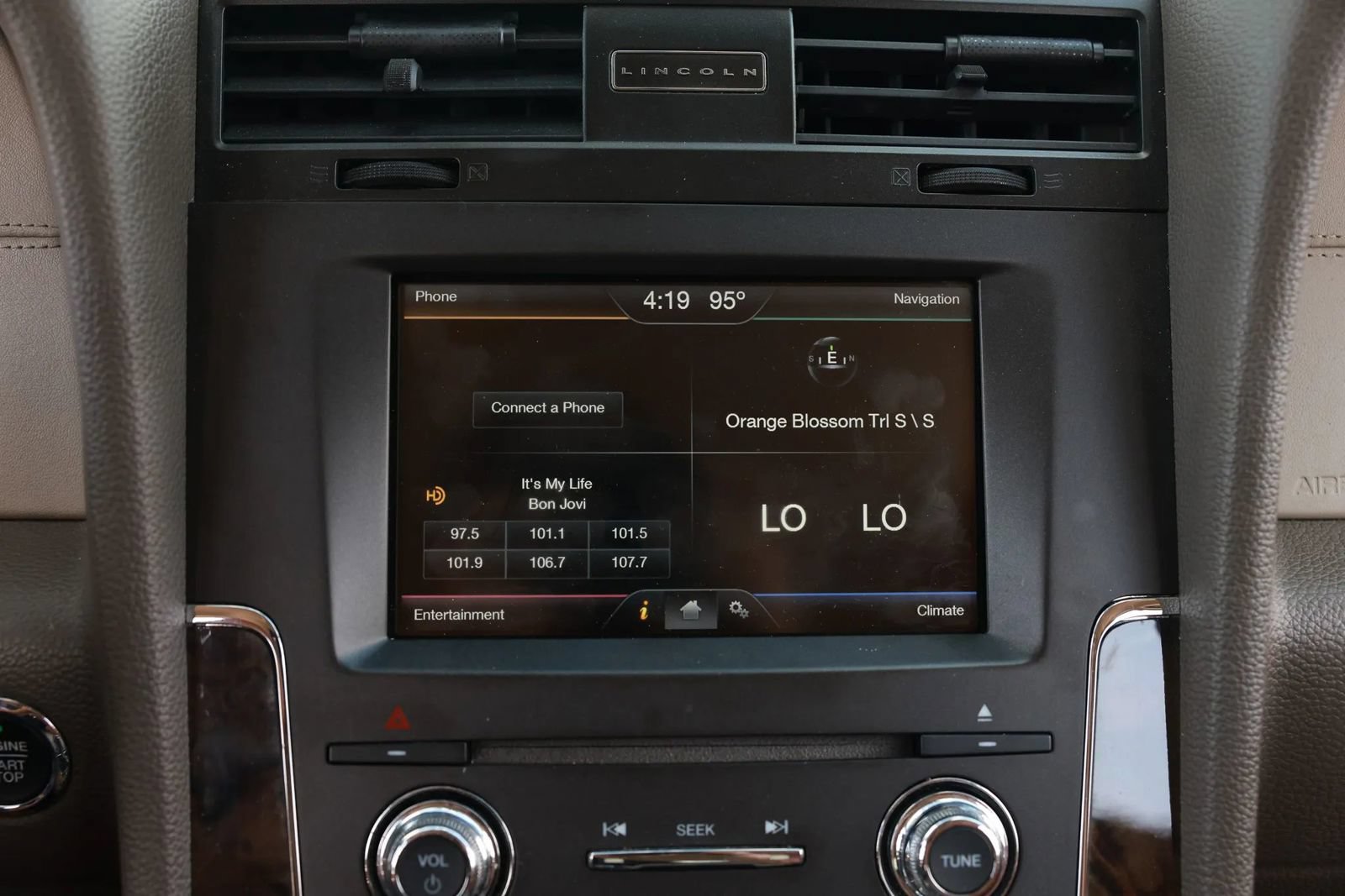 Used 2015 Lincoln Navigator L 2WD image 37