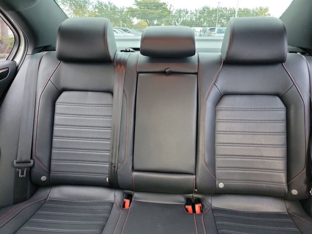 Used 2018 Volkswagen Jetta GLI image 20