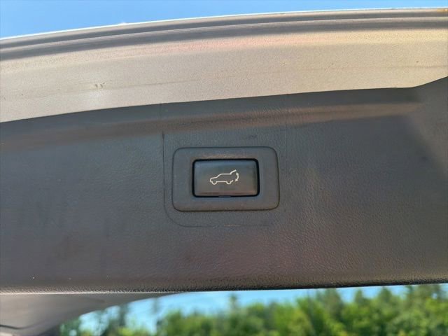 Used 2018 Subaru Outback 2.5i Limited AWD/4WD image 11
