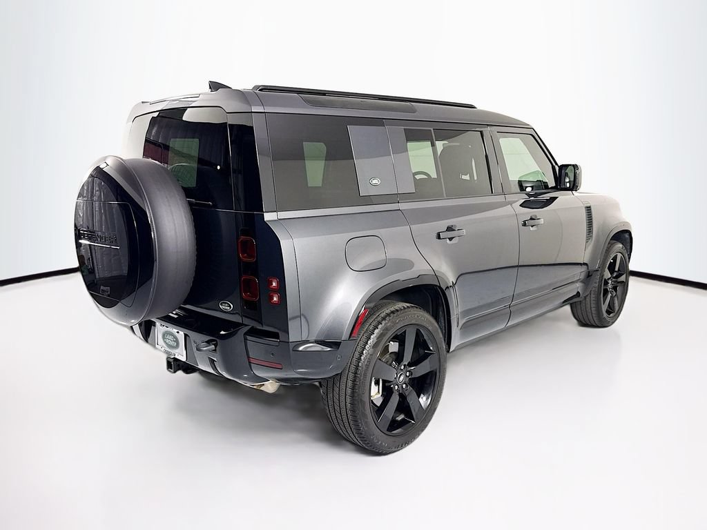 Used 2023 Land Rover Defender 110 X-Dynamic SE AWD/4WD image 5