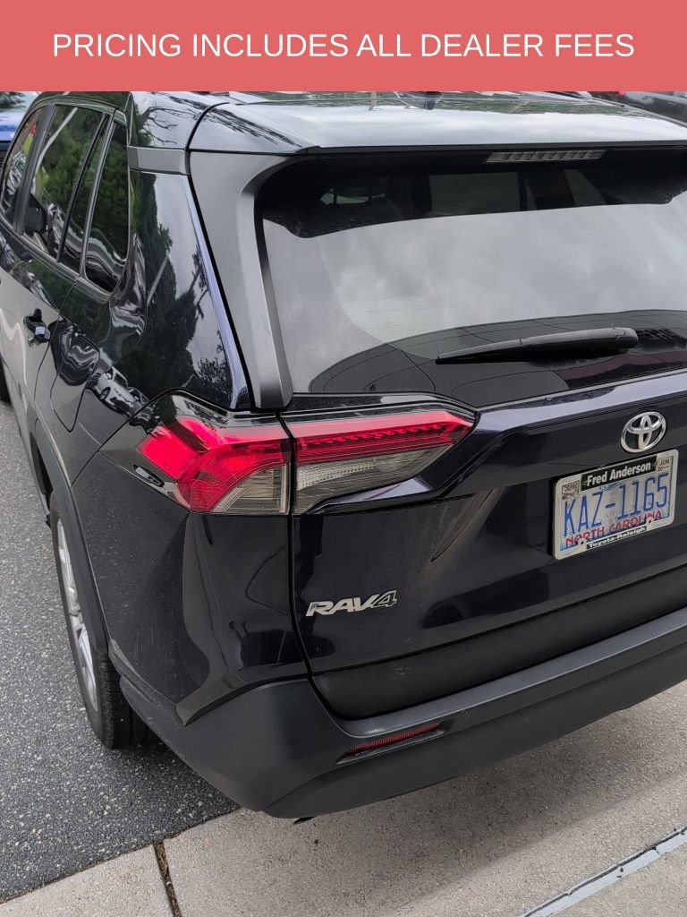 Used 2023 Toyota RAV4 XLE Premium AWD/4WD image 23