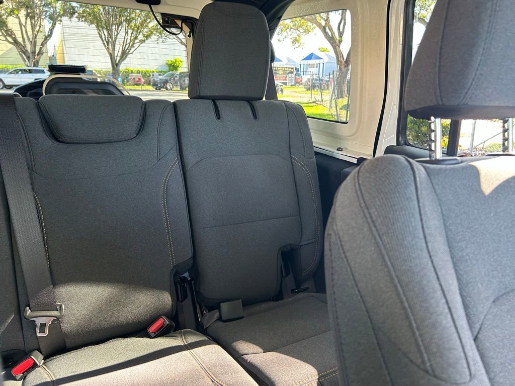 Used 2025 Jeep Wrangler Sport image 14