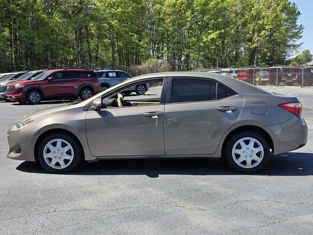 Used 2019 Toyota Corolla LE FWD image 2