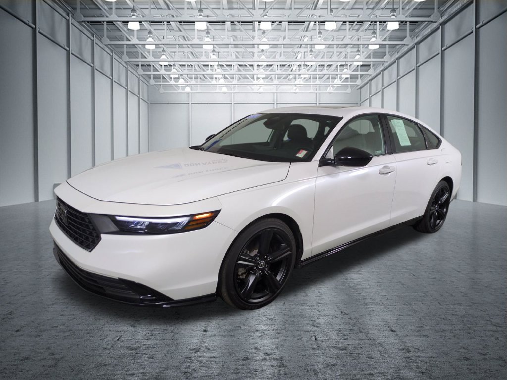 Certified 2025 Honda Accord Sport image 1