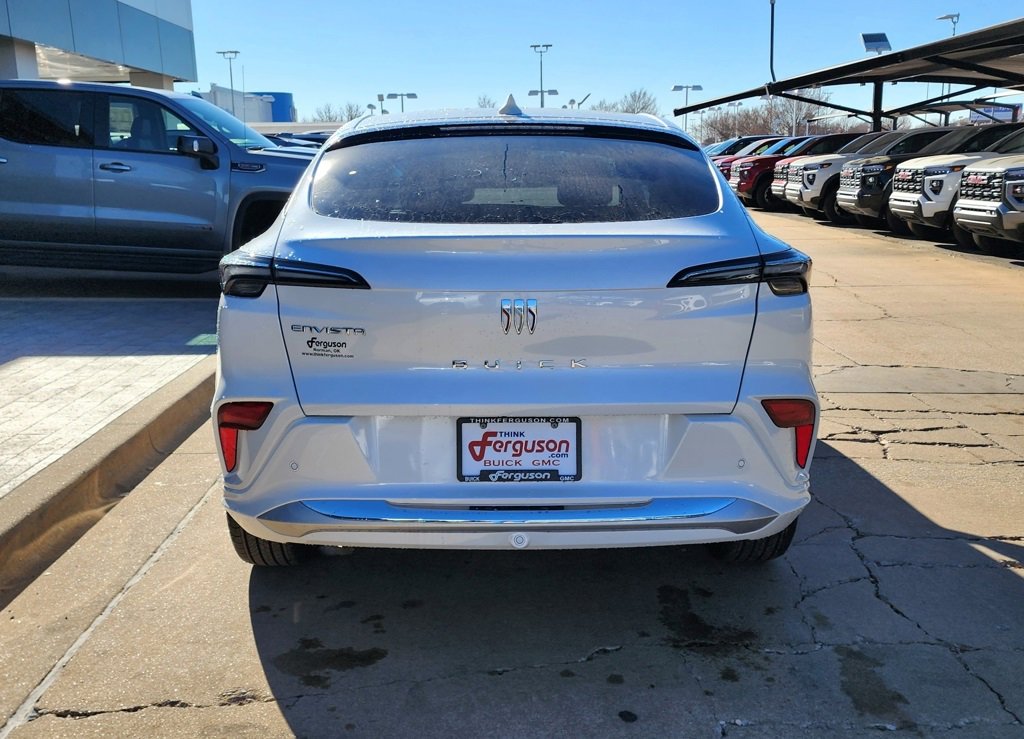 New 2026 Buick Envista Avenir image 5
