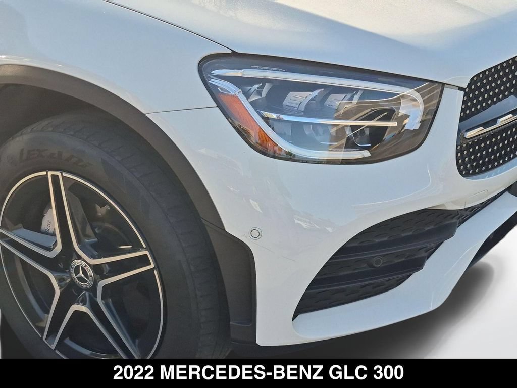 Used 2022 Mercedes-Benz GLC 300 4MATIC image 4
