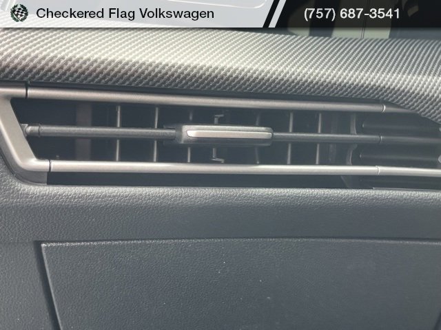 New 2025 Volkswagen GTI SE image 30