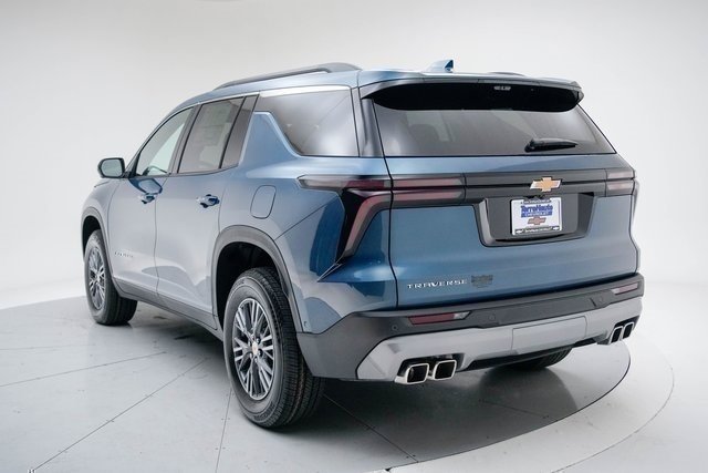 New 2026 Chevrolet Traverse LT w/ Enhanced Driving Package image 4