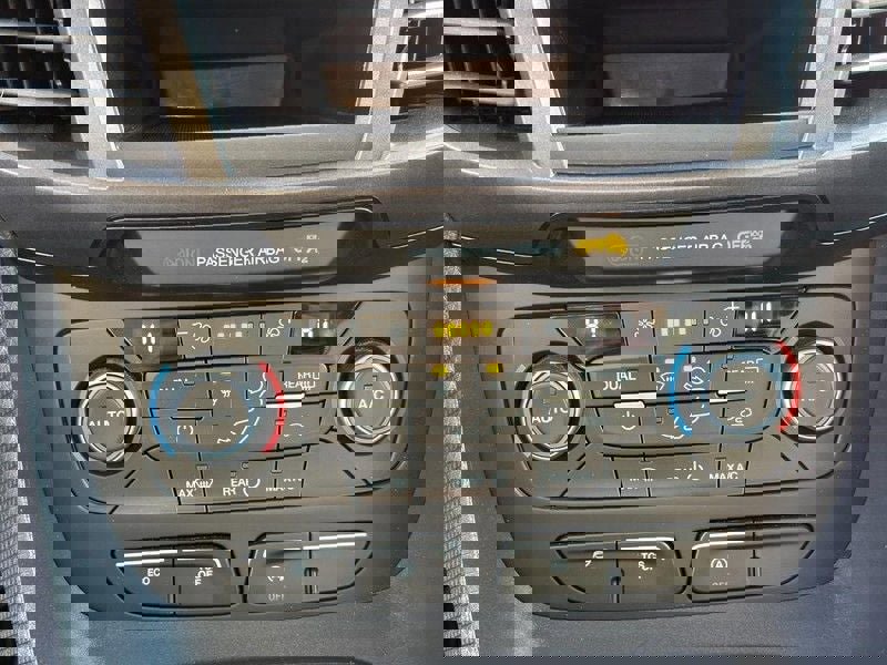 Used 2022 Ford Transit Connect XL image 23