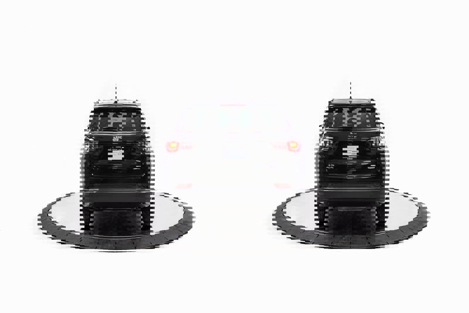 Used 2023 Jeep Compass Latitude image 6