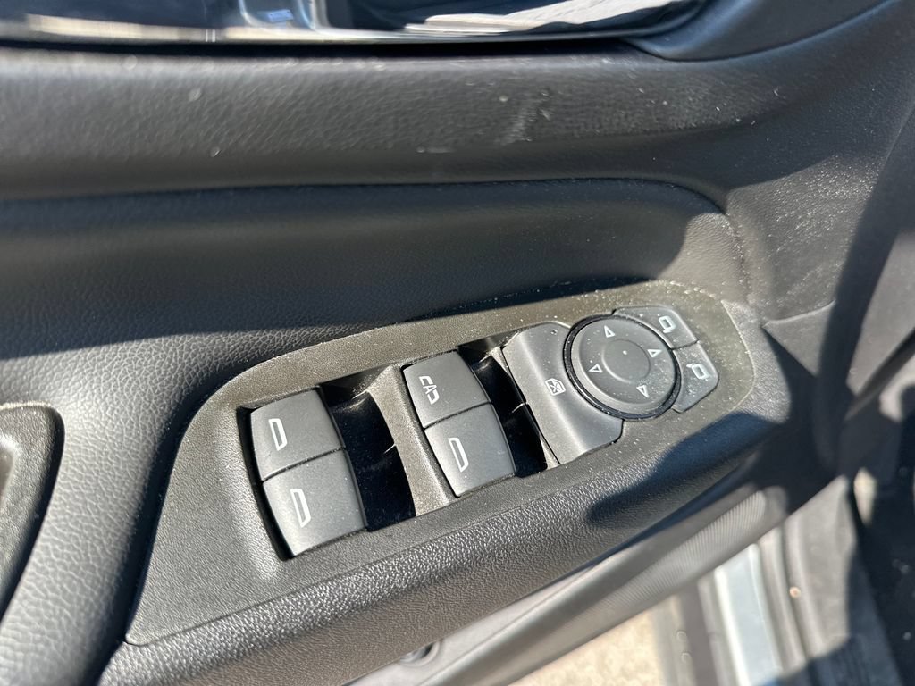 Used 2024 Chevrolet Equinox LT FWD image 40