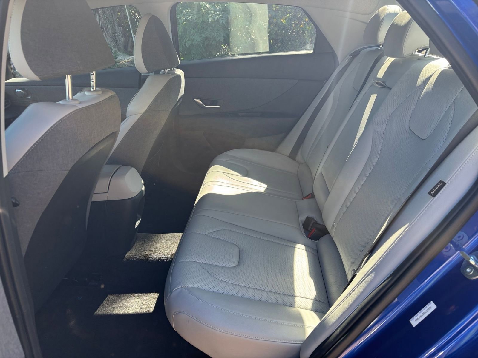 Used 2025 Hyundai Elantra Limited image 25