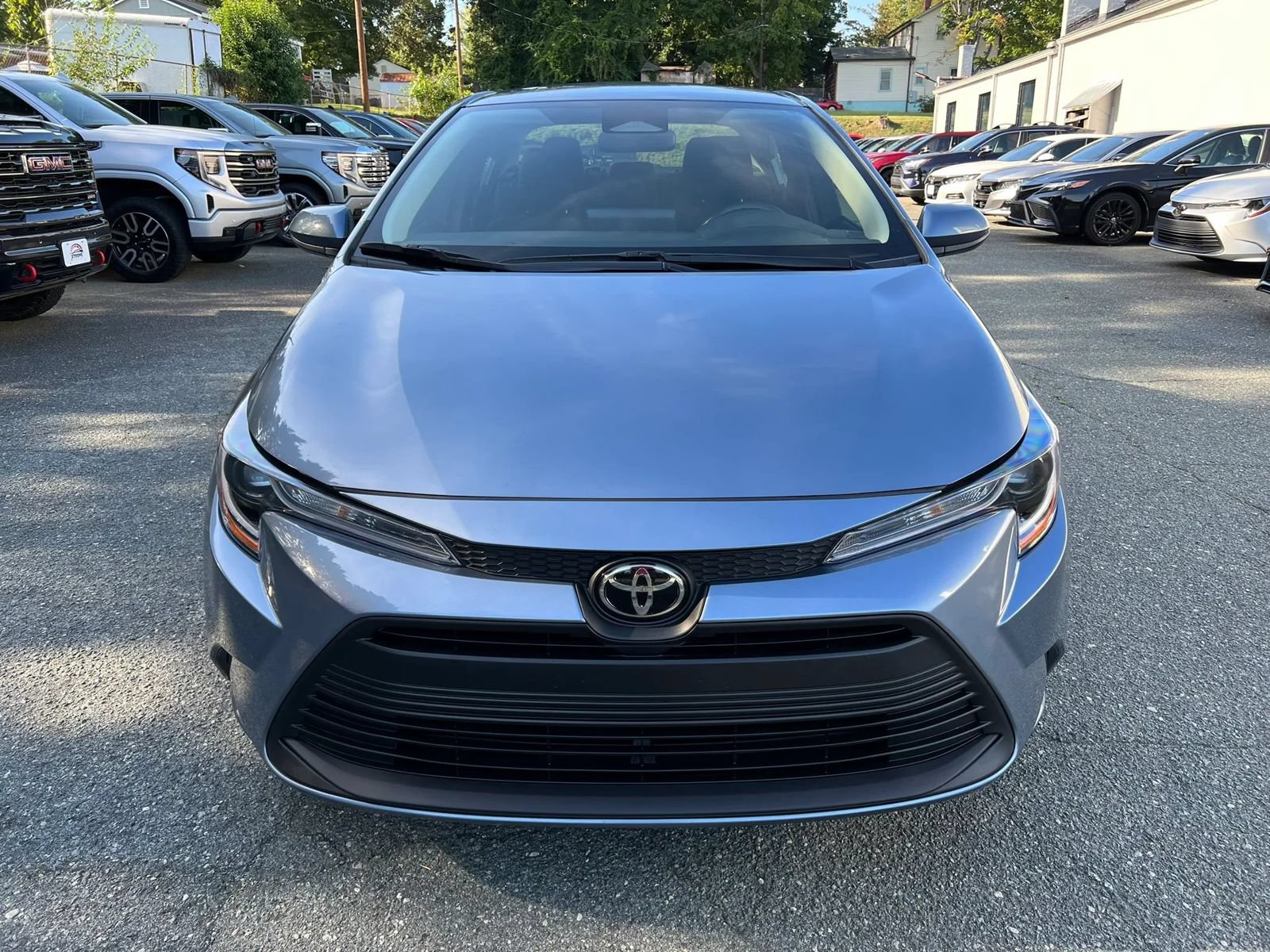 Used 2026 Toyota Corolla LE FWD image 2