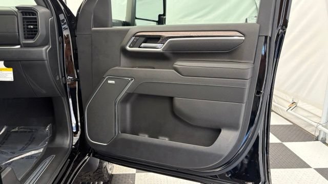 New 2026 Chevrolet Silverado 3500 LTZ w/ LTZ Plus Package AWD/4WD image 23