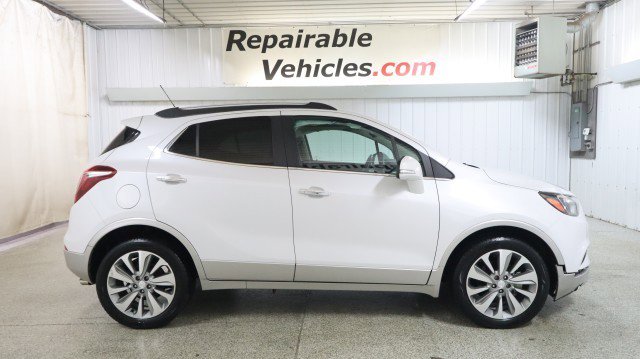 Used 2017 Buick Encore Essence image 4
