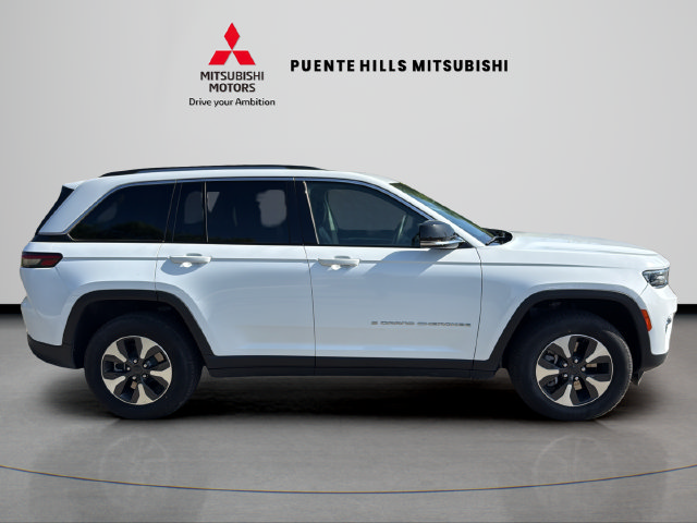 Used 2024 Jeep Grand Cherokee Limited 4xe AWD/4WD image 4
