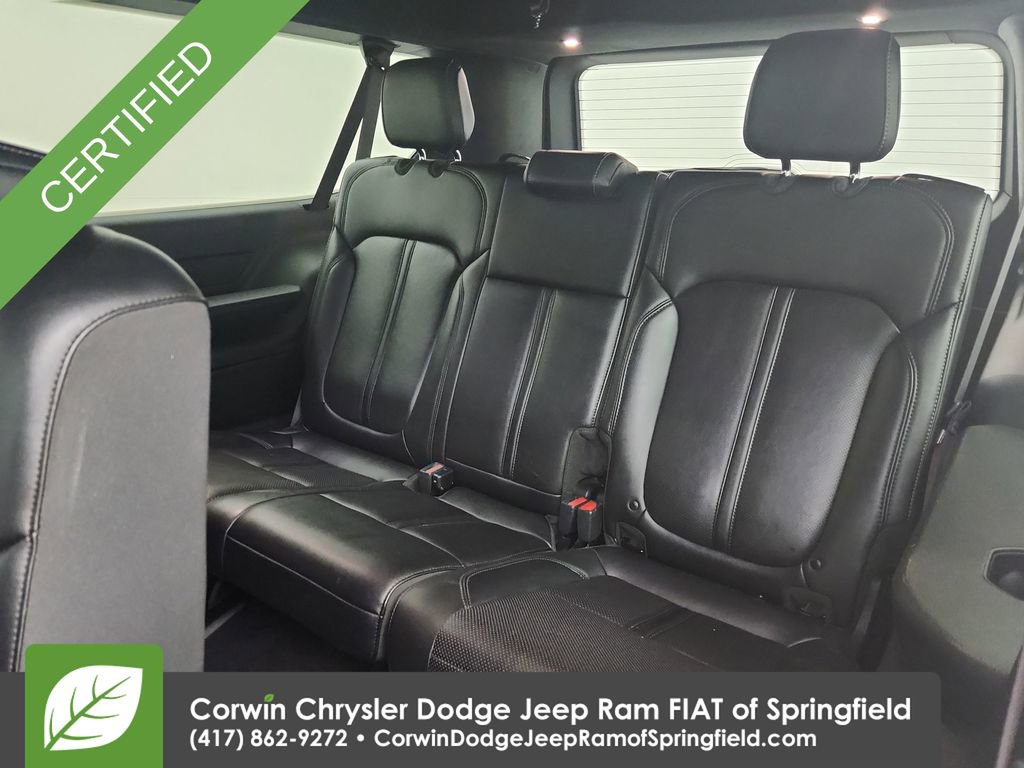 Certified 2024 Jeep Wagoneer L Series II image 24