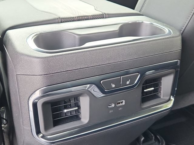 New 2026 Chevrolet Silverado 1500 High Country w/ High Country Premium Package AWD/4WD image 16
