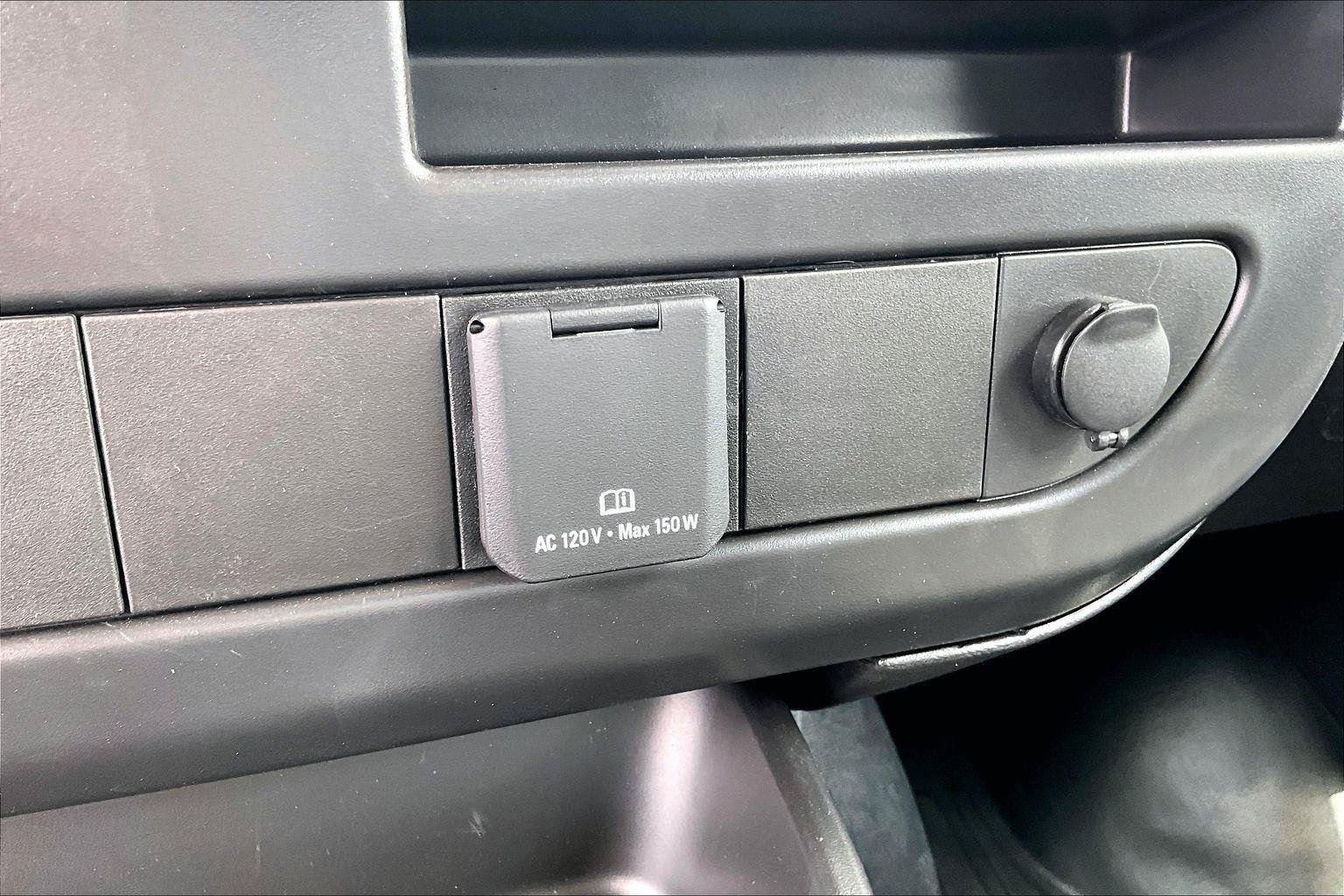 New 2026 Chevrolet Express 2500 w/ Driver Convenience Package RWD image 21