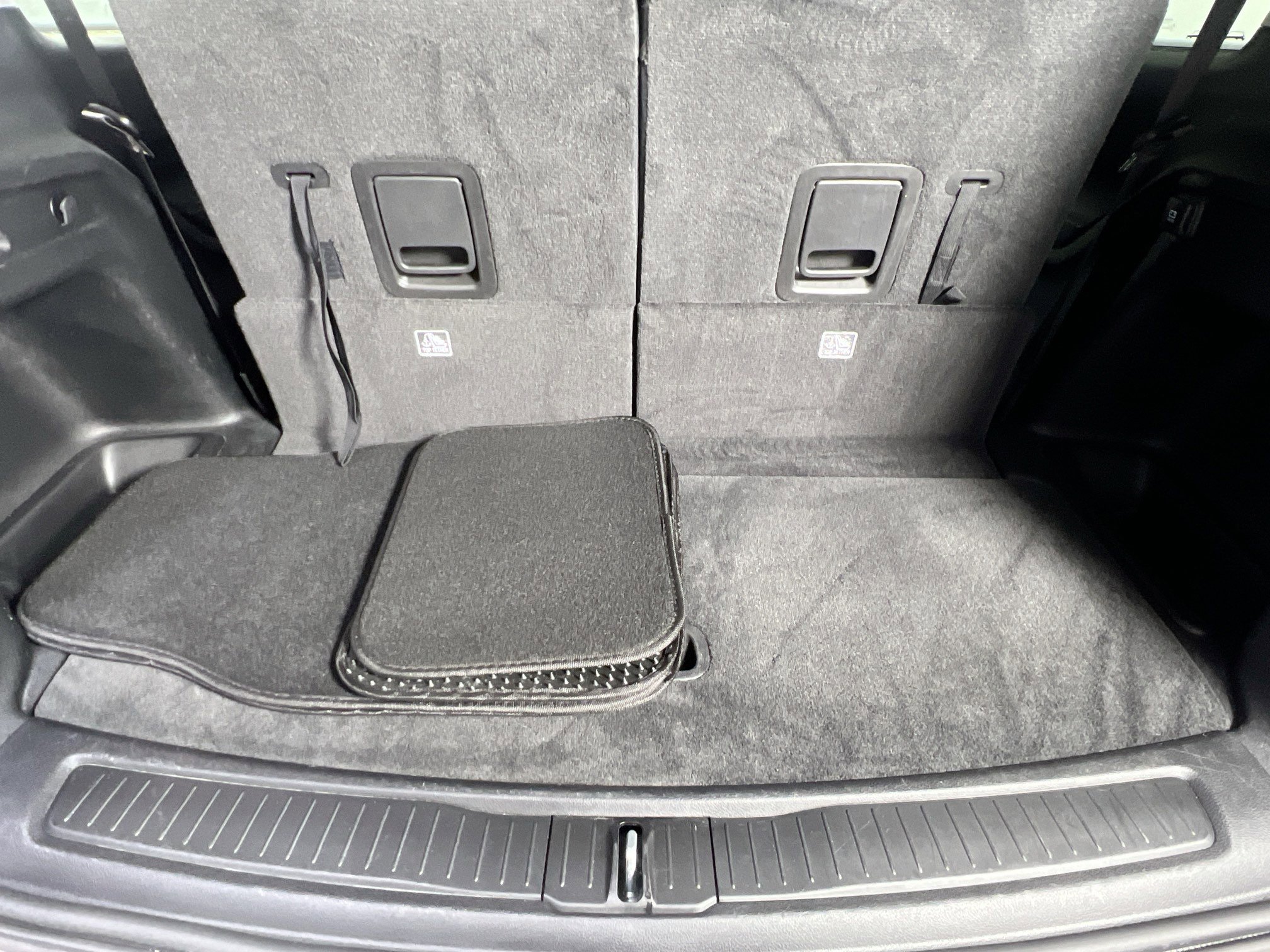 Used 2021 Jeep Grand Cherokee L Laredo w/ Luxury Tech Group I image 25