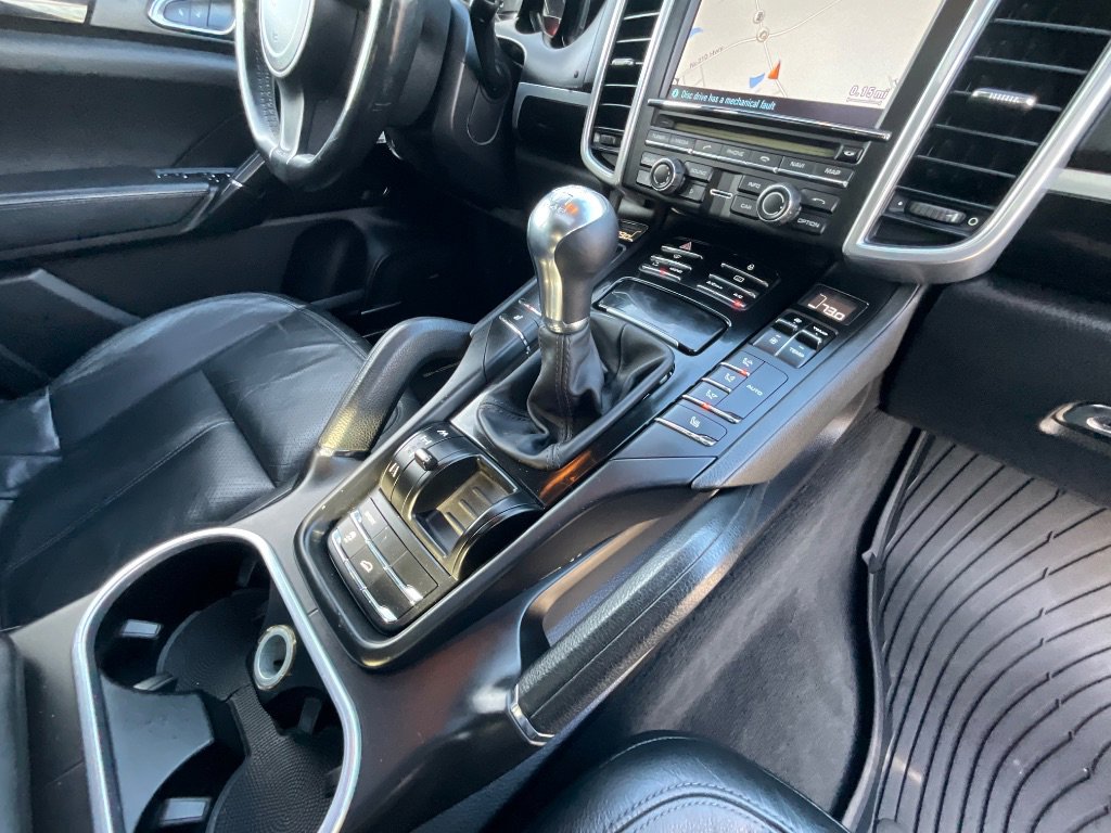 Used 2013 Porsche Cayenne 6-Speed Manual image 44