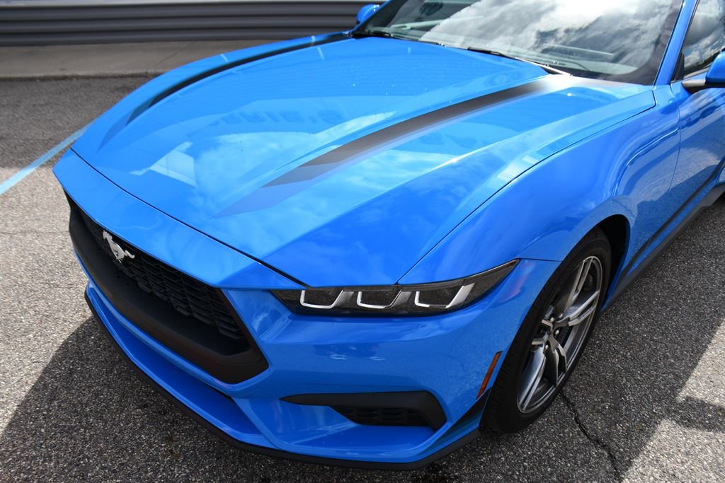 Used 2024 Ford Mustang Coupe image 38