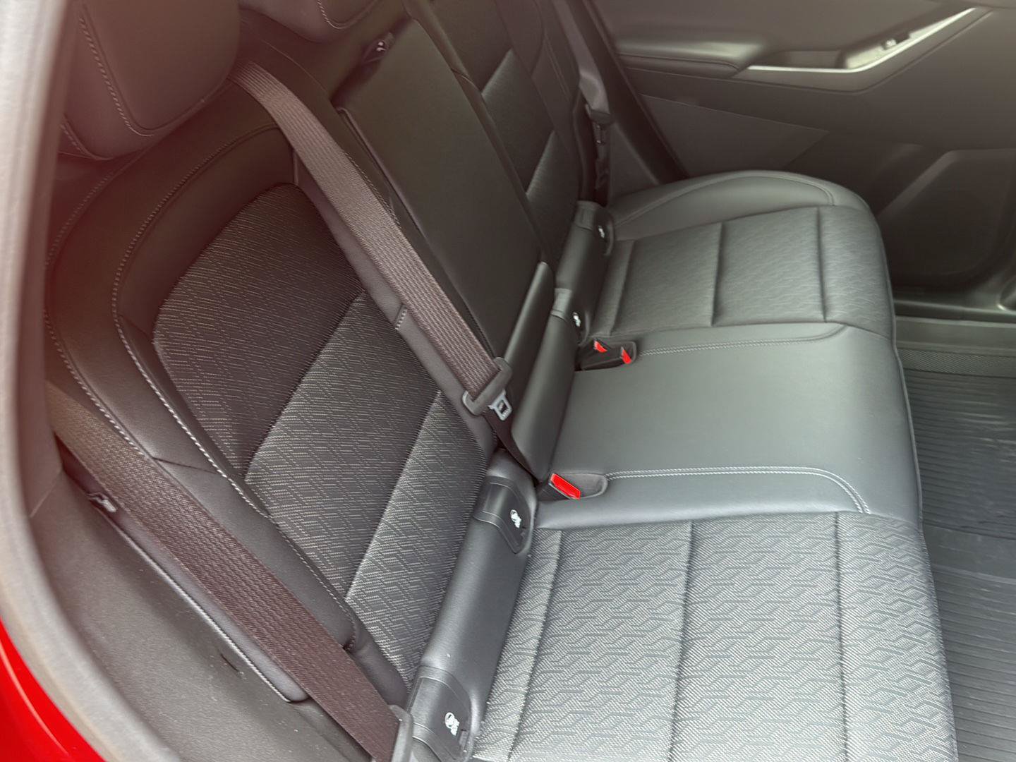 Used 2025 Chevrolet Equinox LT w/ Convenience Package II FWD image 21
