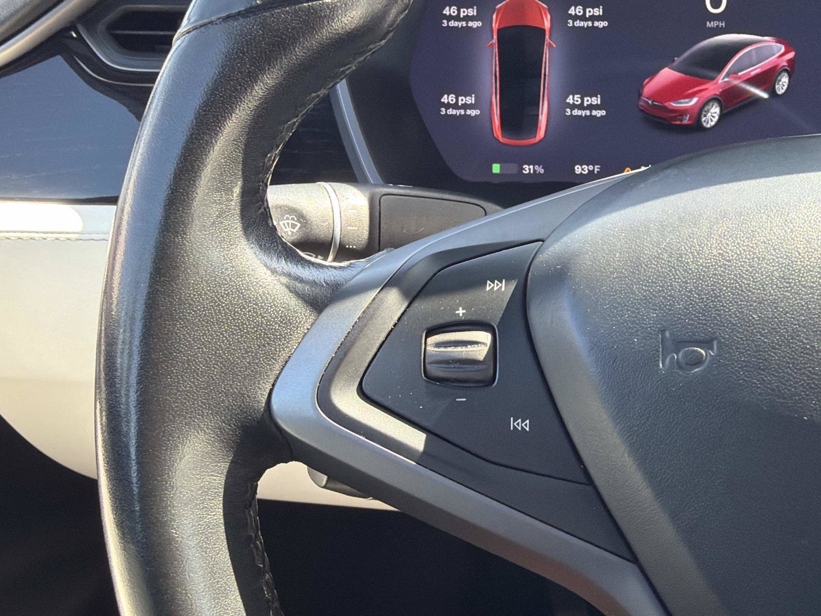 Used 2020 Tesla Model X Long Range AWD/4WD image 17