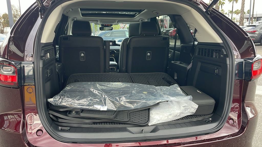New 2026 MAZDA CX-90 Plug-In Hybrid w/Premium Sport image 31