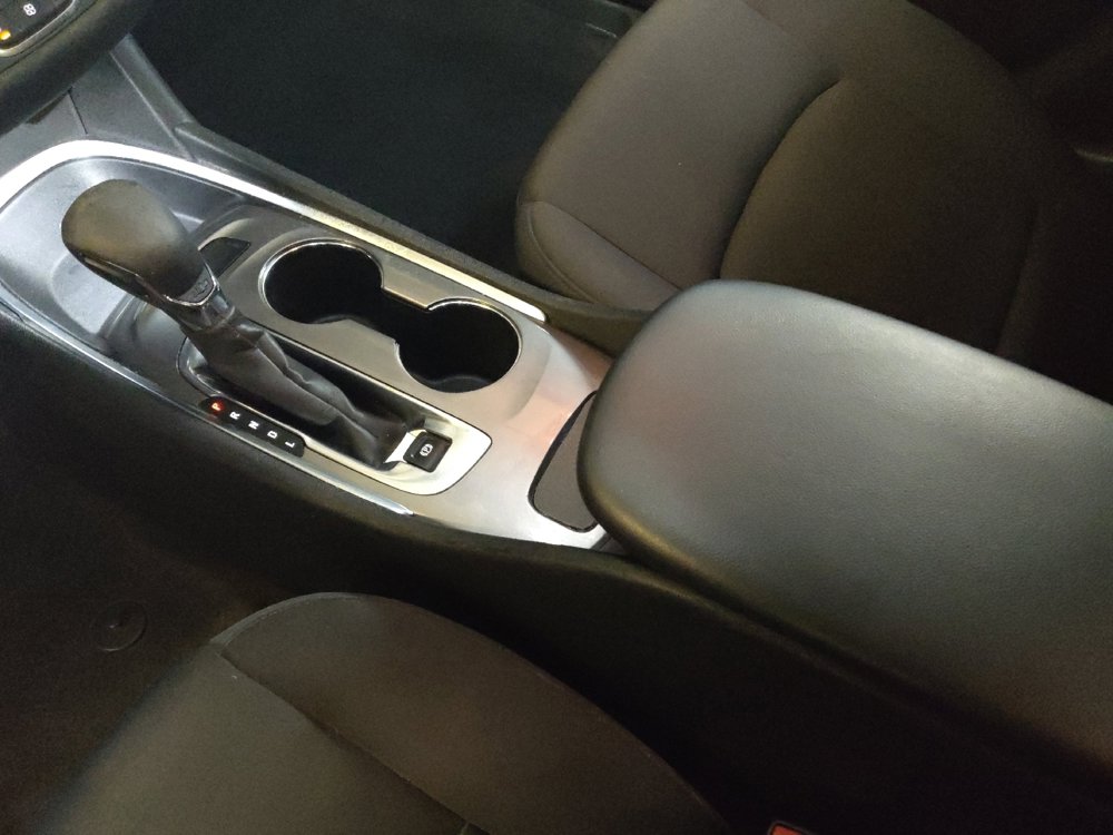 Used 2022 Chevrolet Malibu LT image 26