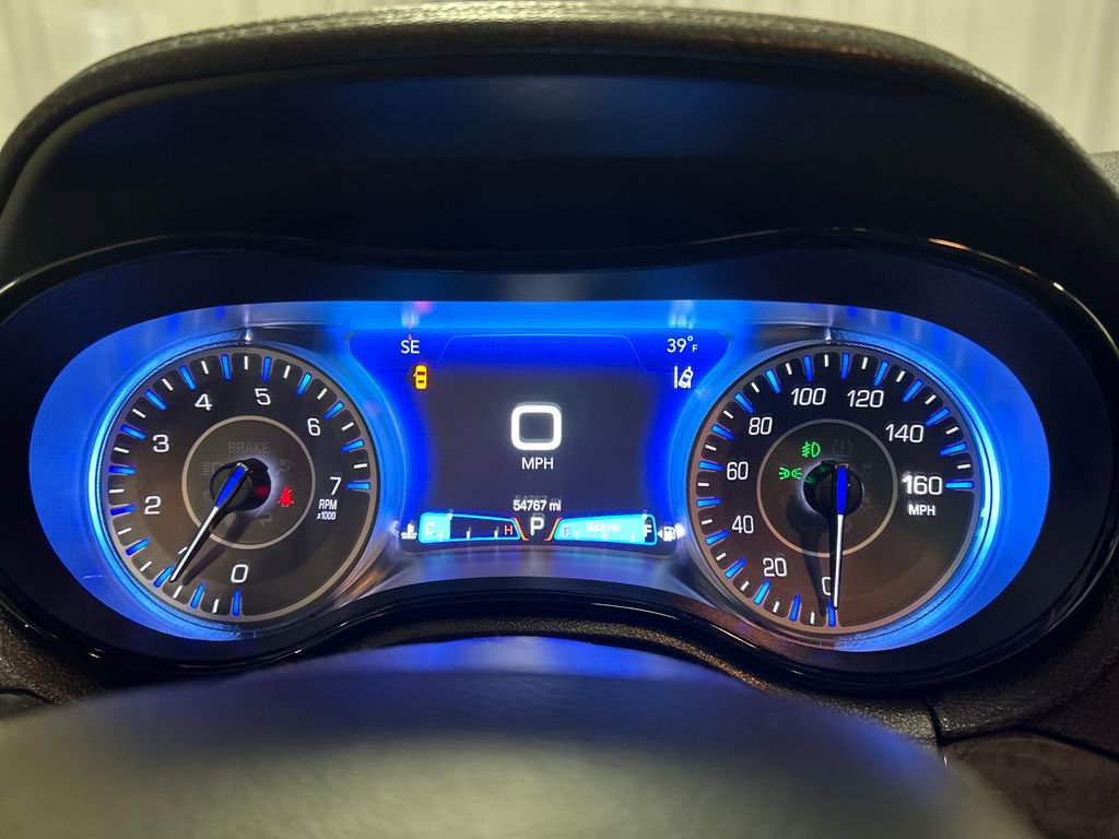 Used 2023 Chrysler 300 Touring L w/ Popular Equipment Group image 16