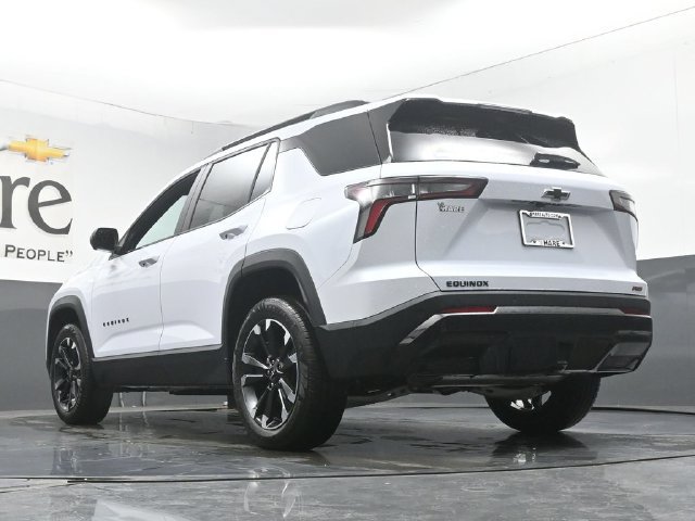 New 2027 Chevrolet Equinox RS w/ Safety and Technology Package FWD image 5