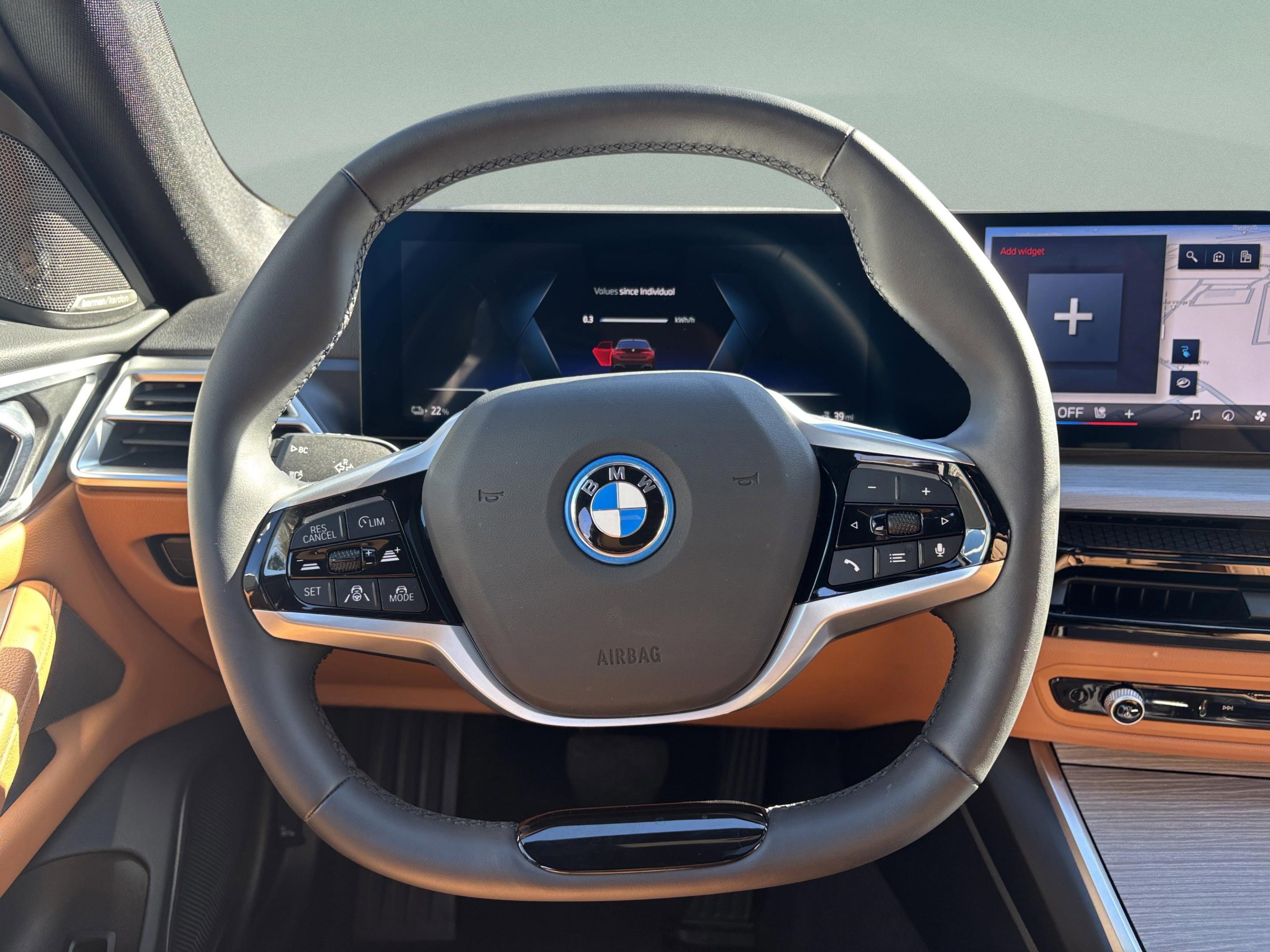 Used 2025 BMW i4 xDrive40i w/ Premium Package image 8