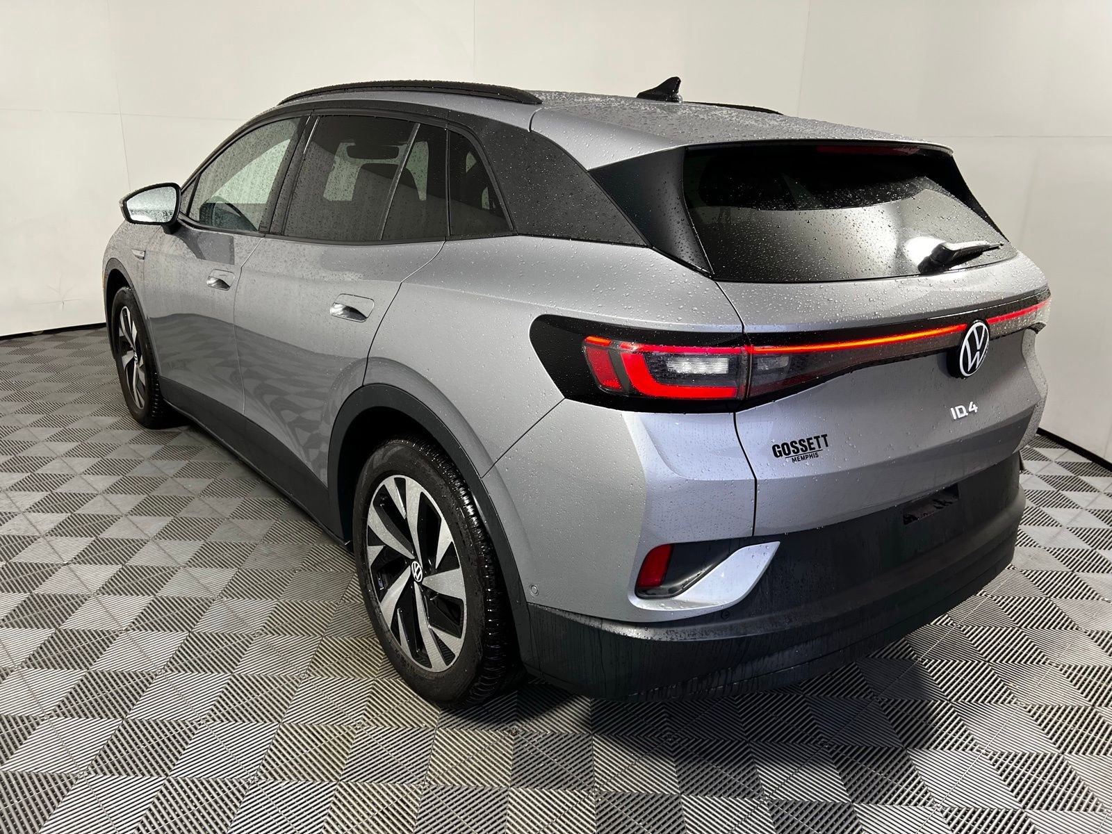 Used 2025 Volkswagen ID.4 Pro image 7