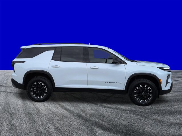 Used 2026 Chevrolet Traverse Z71 w/ Driver Confidence Package AWD/4WD image 3
