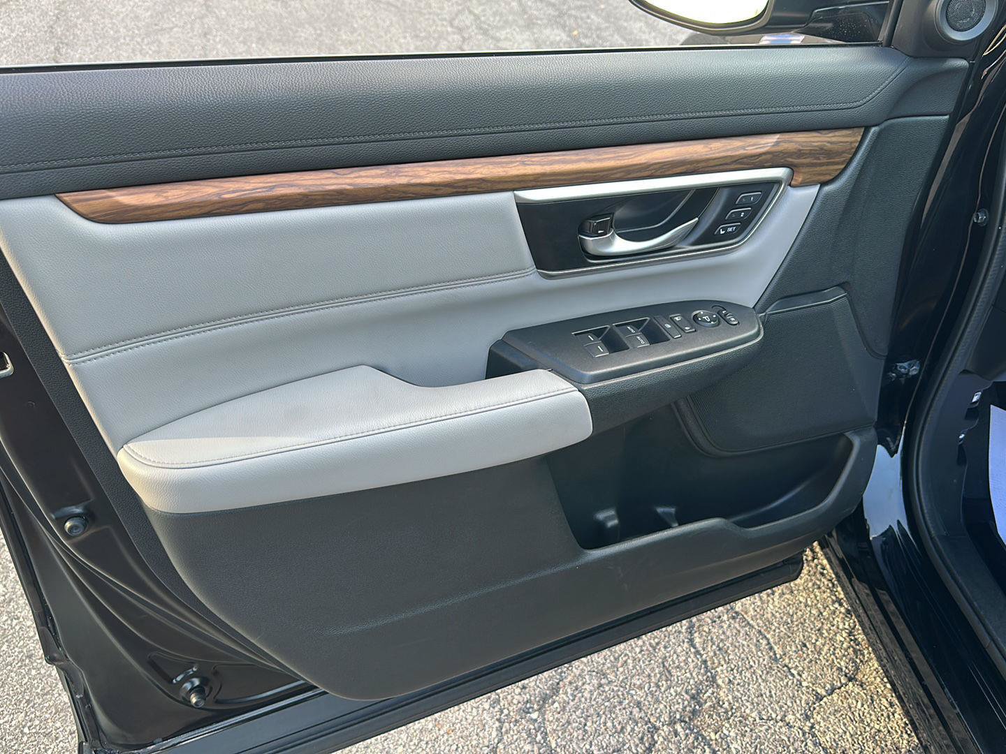 Used 2020 Honda CR-V EX-L image 51