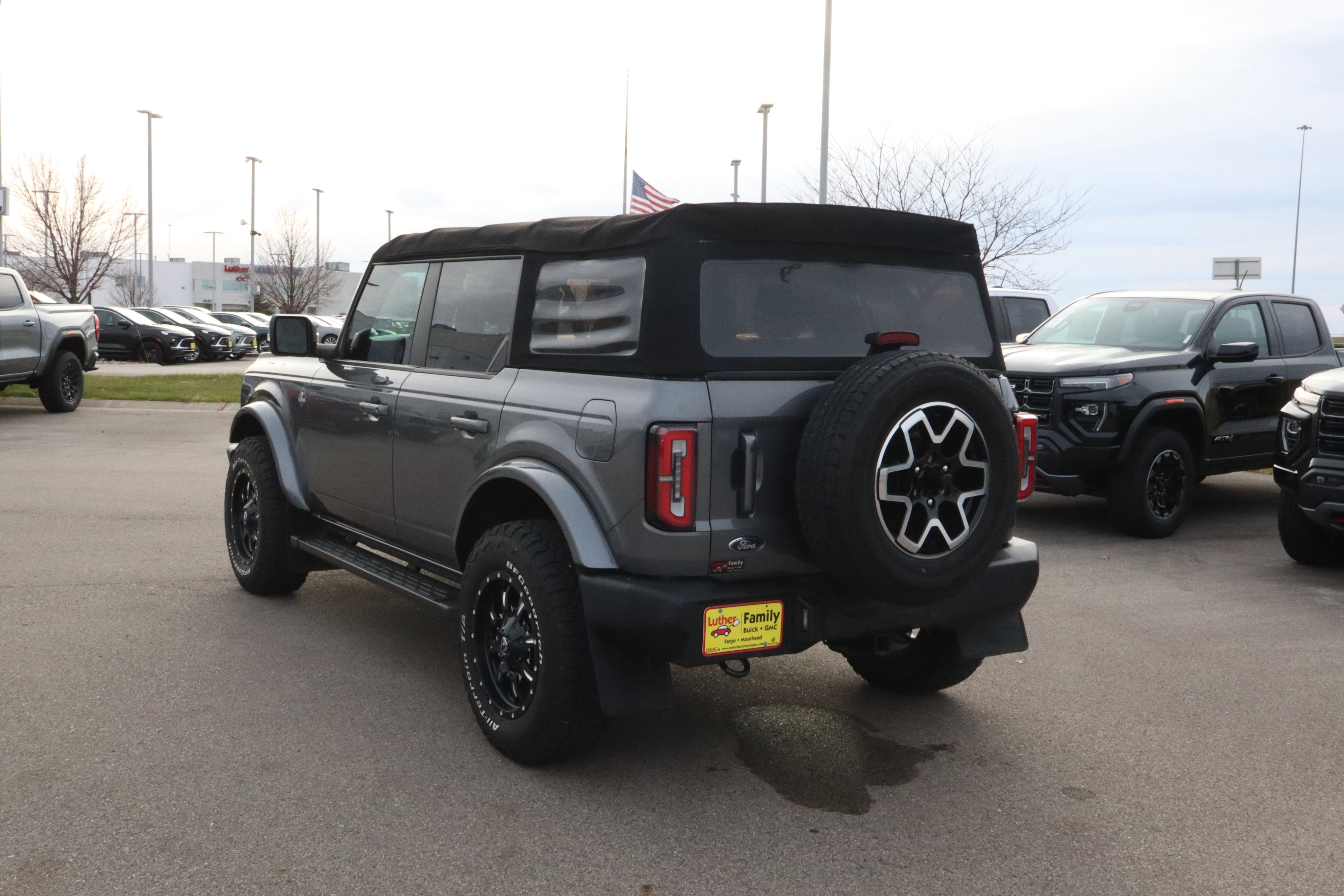 Used 2022 Ford Bronco Outer Banks image 5