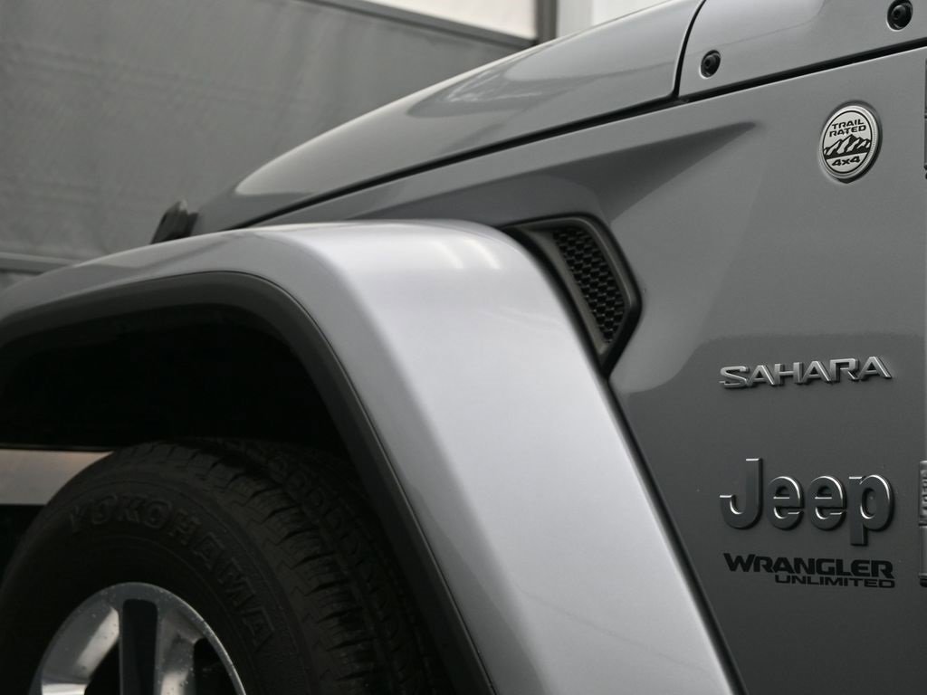 Used 2021 Jeep Wrangler Unlimited Sahara image 11