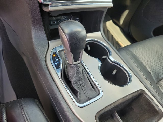 Used 2020 Jeep Grand Cherokee Limited w/ Luxury Group II RWD image 24