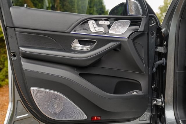 Used 2021 Mercedes-Benz Maybach GLS 600 4MATIC image 63