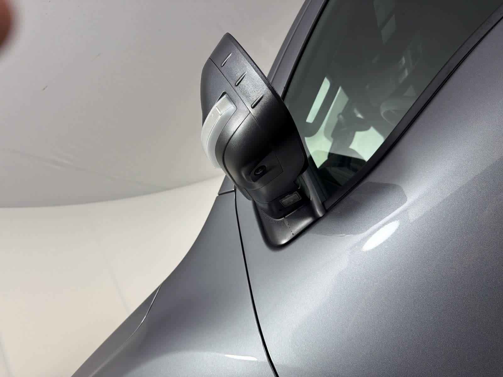 Used 2024 Nissan Titan PRO-4X w/ Pro-4x Convenience Package image 13