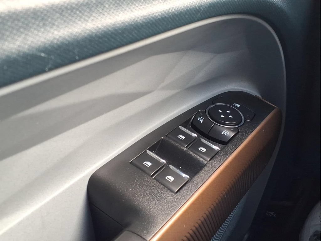 Used 2023 Ford Maverick Lariat w/ Lariat Luxury Package AWD/4WD image 25