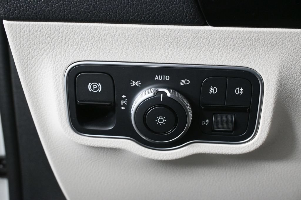 Certified 2026 Mercedes-Benz GLA 250 image 9