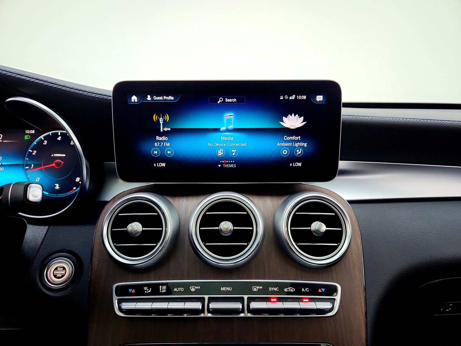 Certified 2023 Mercedes-Benz GLC 300 4MATIC Coupe image 15